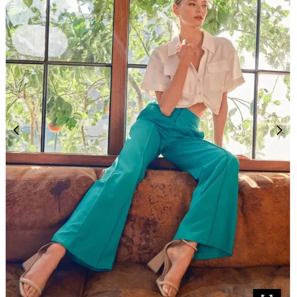 Wide leg trouser - Picture 4 of 6